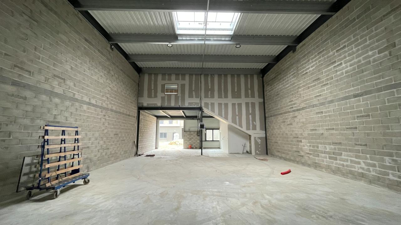 Local d'activité Les Mureaux 2126m² Location local d'activité Les Mureaux Yvelines OLACT2422902 5